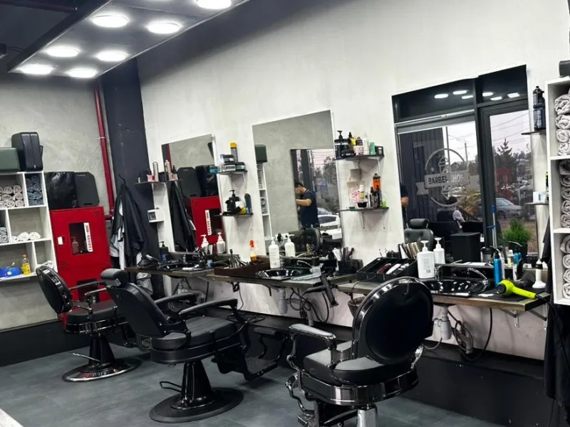 BARBER KING