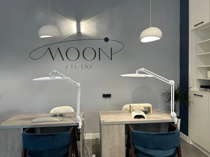 Moon Studio