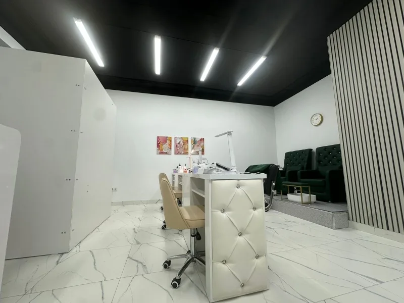 LakiU Nailbar