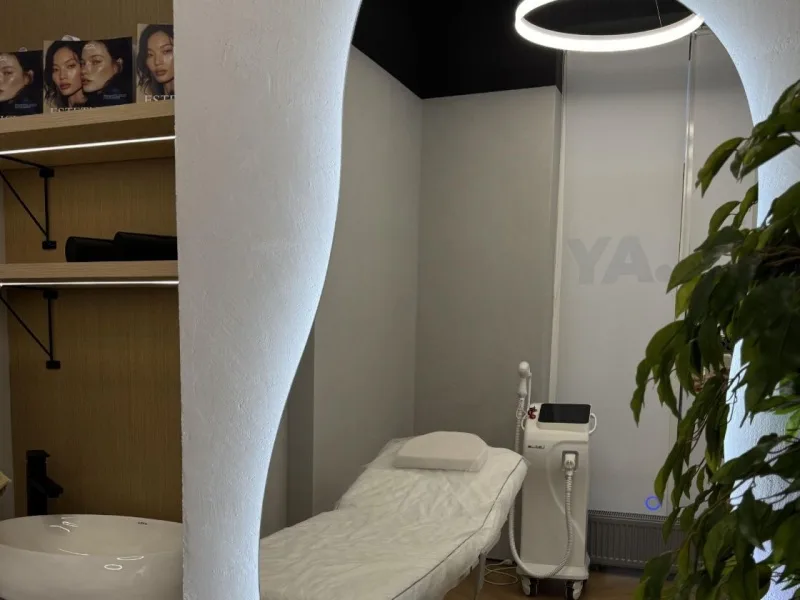 ESTETIC LAB / Навои 200, блок 2