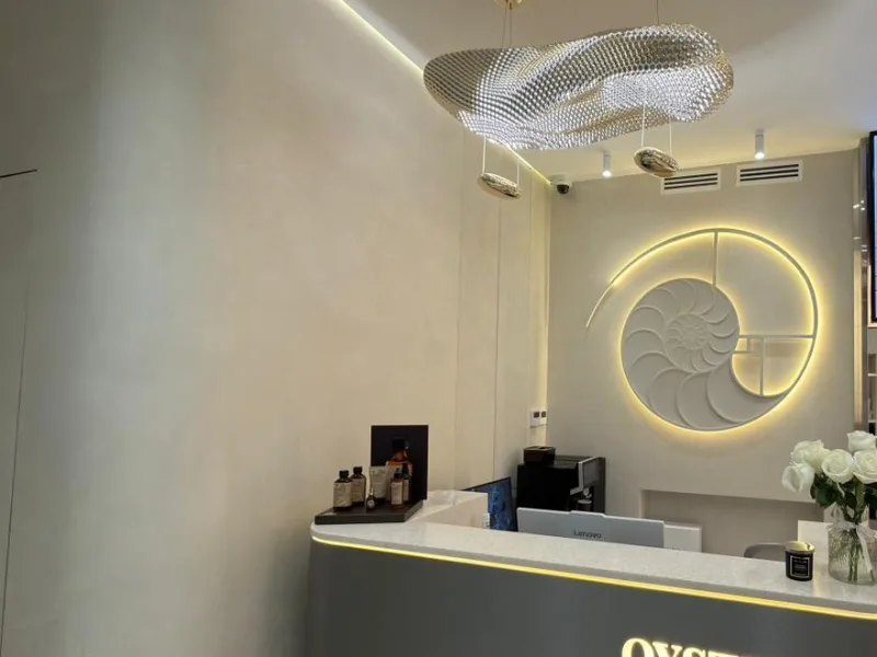 OYSTER BEAUTY ROOM