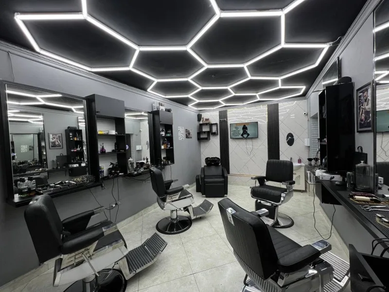 BARBER JANVS