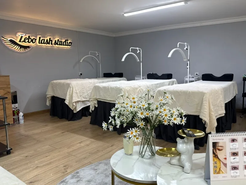 Zebo lash studio
