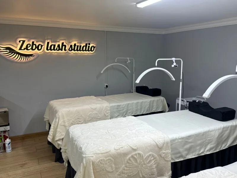 Zebo lash studio