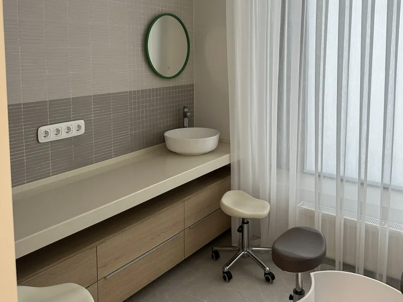 LOFT BEAUTY BAR (Esentai)