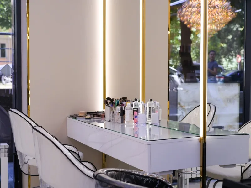 BOTA ABDIRAMANOVA beauty salon LAMIYA