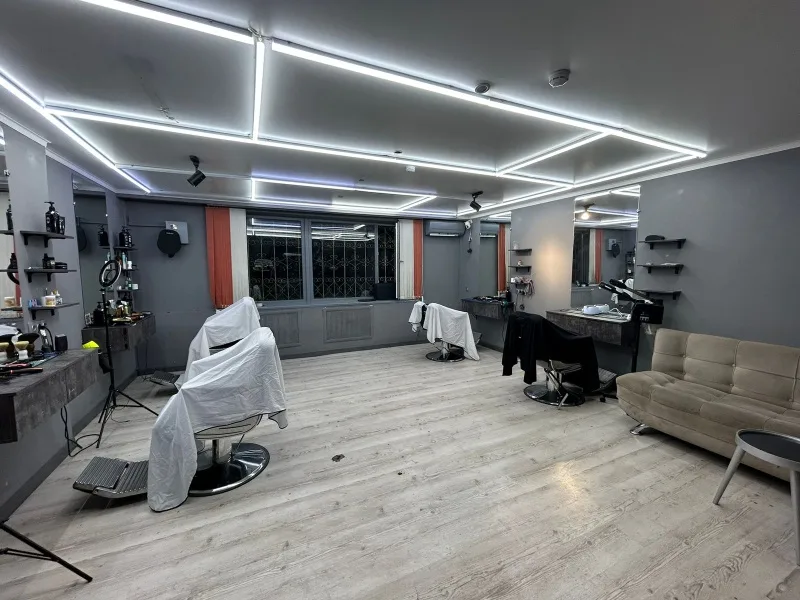 SR barbershop