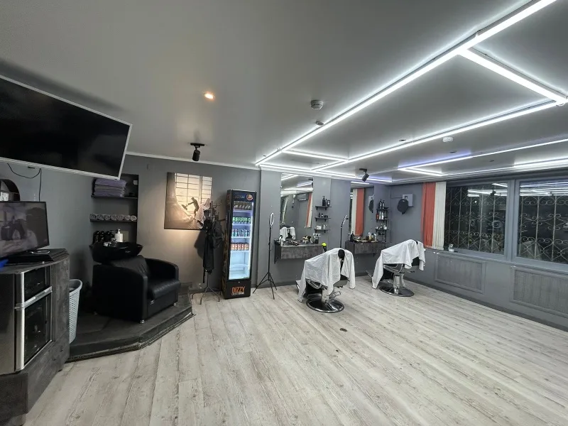 SR barbershop