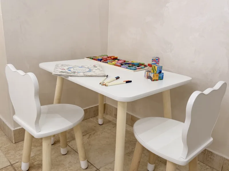 MIA Nails Cafe