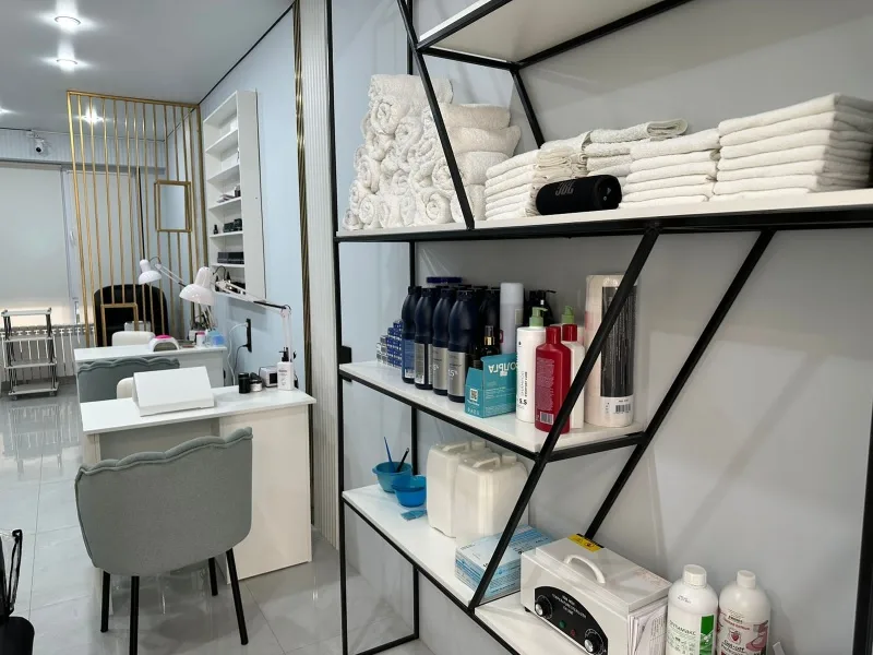 AURA beauty house